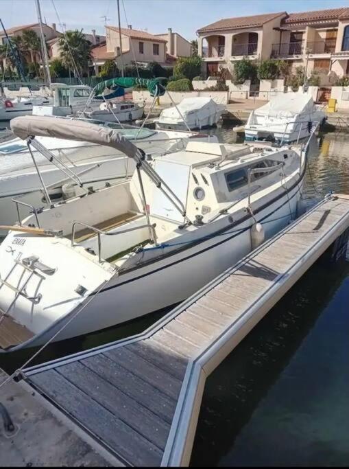 Nuit Insolite Sur Un Voilier Saint-Cyprien  Exterior foto